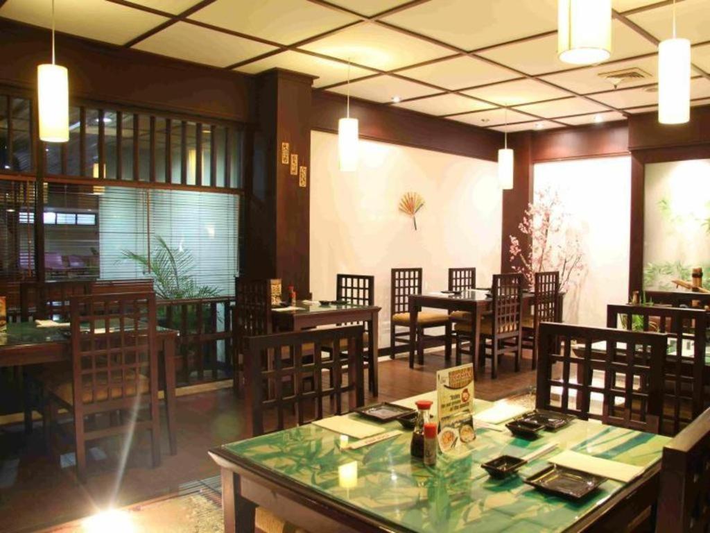 מאלאנג Regent'S Park Hotel מראה חיצוני תמונה