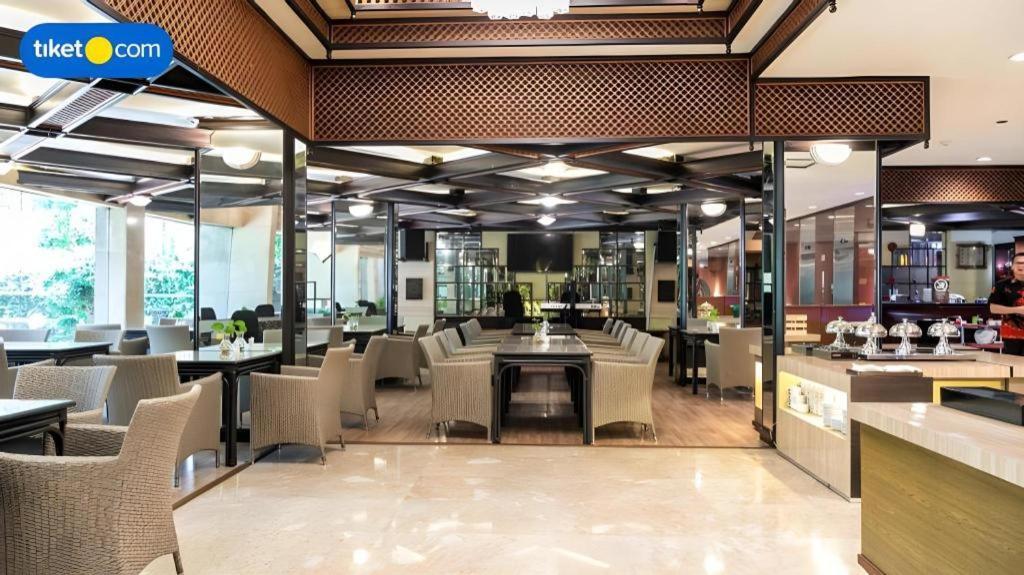 מאלאנג Regent'S Park Hotel מראה חיצוני תמונה