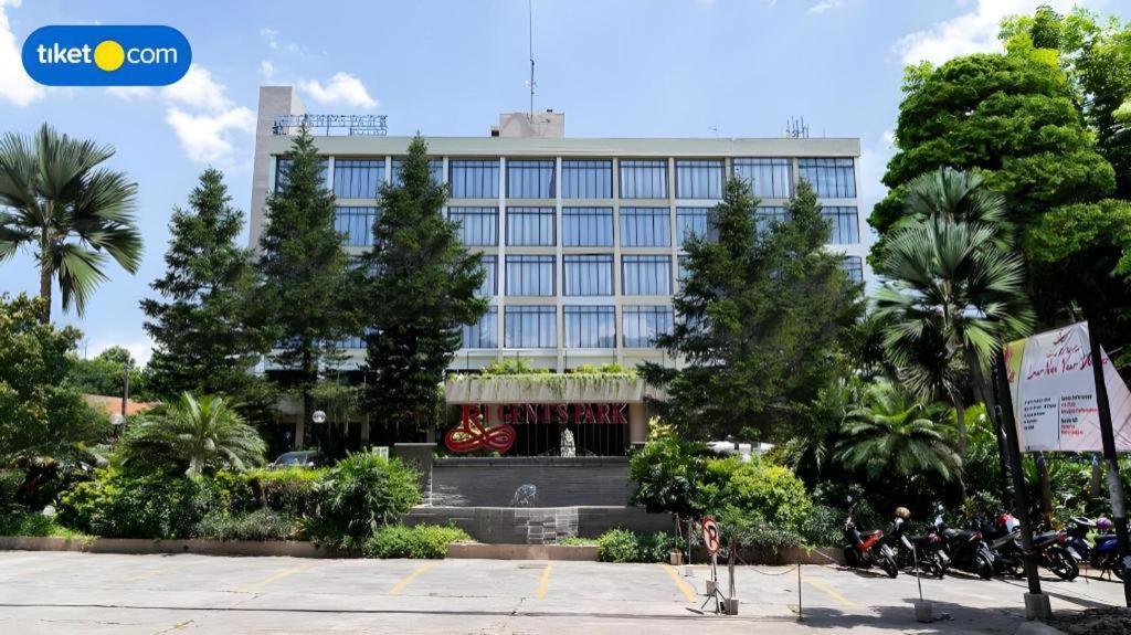 מאלאנג Regent'S Park Hotel מראה חיצוני תמונה