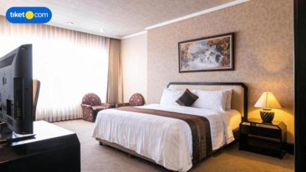 מאלאנג Regent'S Park Hotel מראה חיצוני תמונה