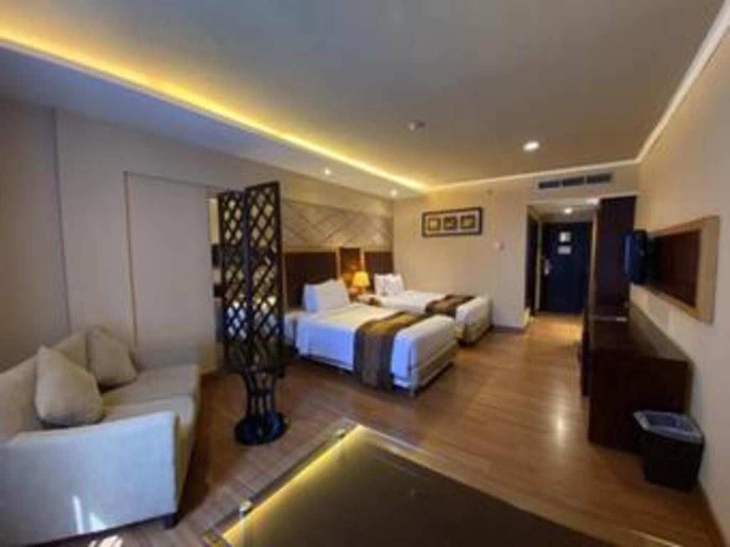 מאלאנג Regent'S Park Hotel מראה חיצוני תמונה